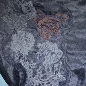 Vintage Black Nan Flowers Embroidered Half Slip Med